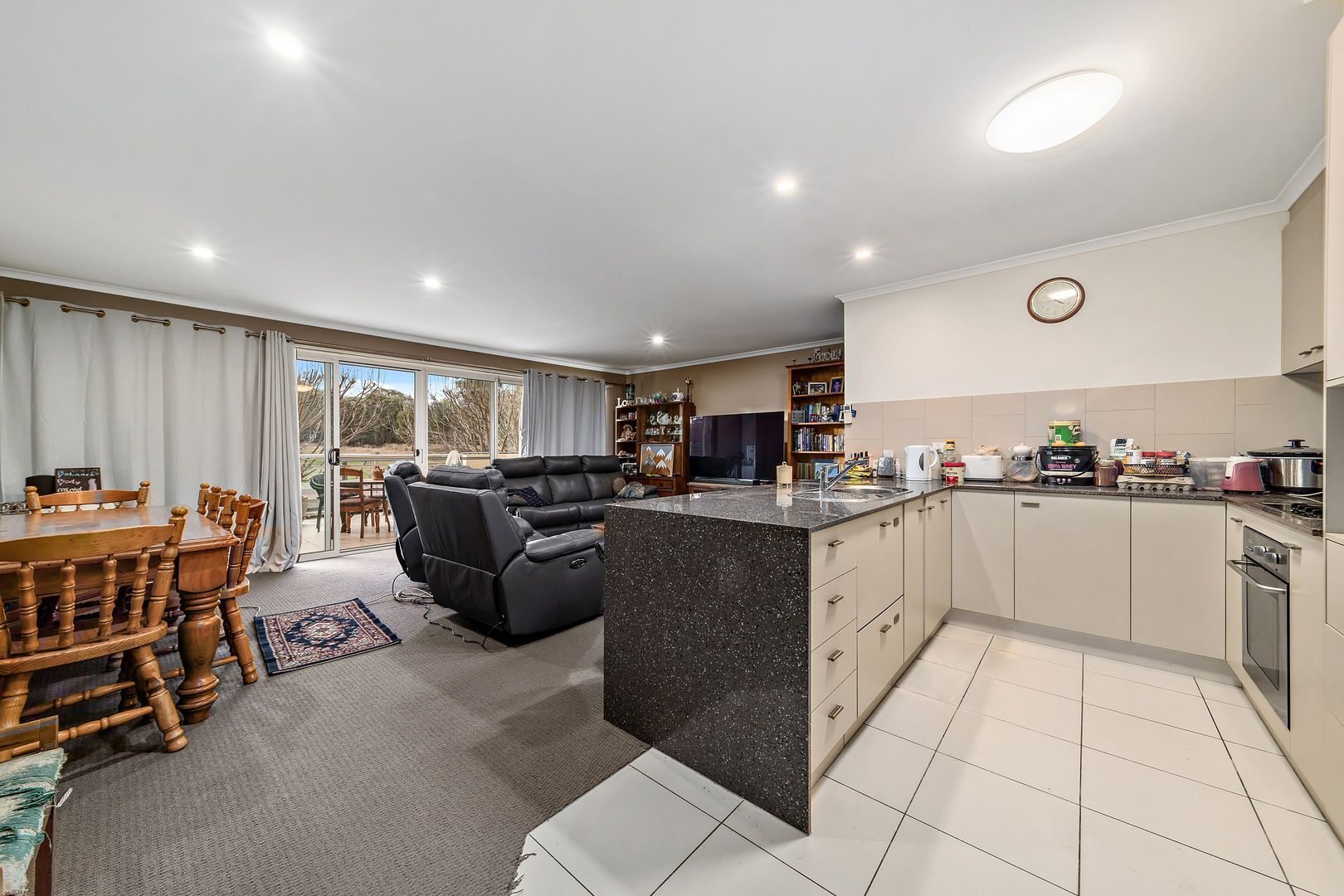 23/20 Beissel Street, Belconnen ACT 2617, Image 2