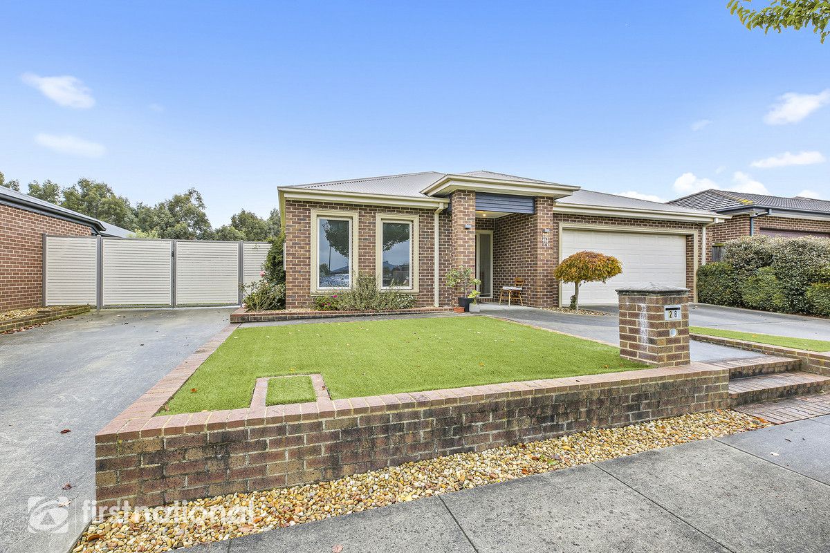 28 Villeneuve Drive, Trafalgar VIC 3824, Image 1