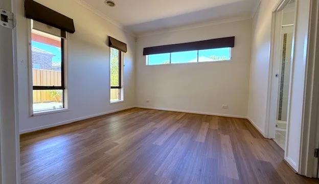 Additional image 7 of 5 Cook Street, Caroline Springs VIC 3023