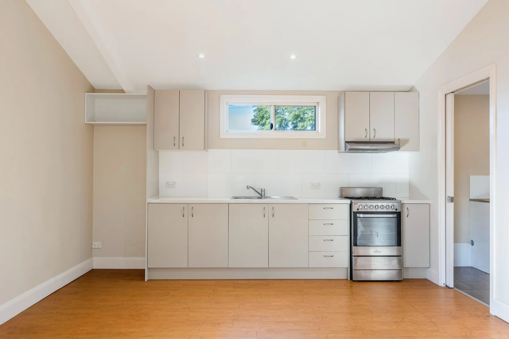 Additional image 12 of 8A Elizabeth Crescent, Kingswood NSW 2747