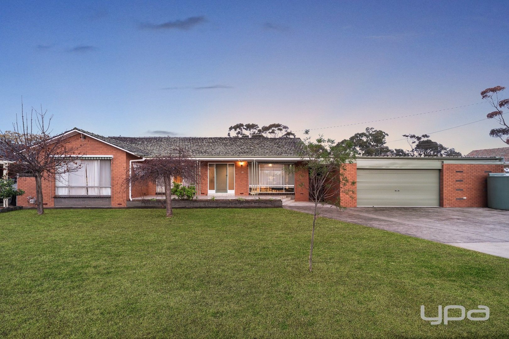 19 Queens Court, Werribee VIC 3030, Image 0