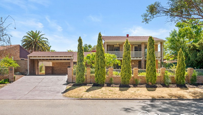 Picture of 17 Harrington Crescent, LEEMING WA 6149