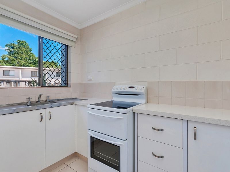 25/108 Mayers Street, Manunda QLD 4870, Image 2