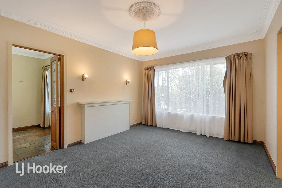 18 Bowen Road, Tea Tree Gully SA 5091 House For Rent Domain