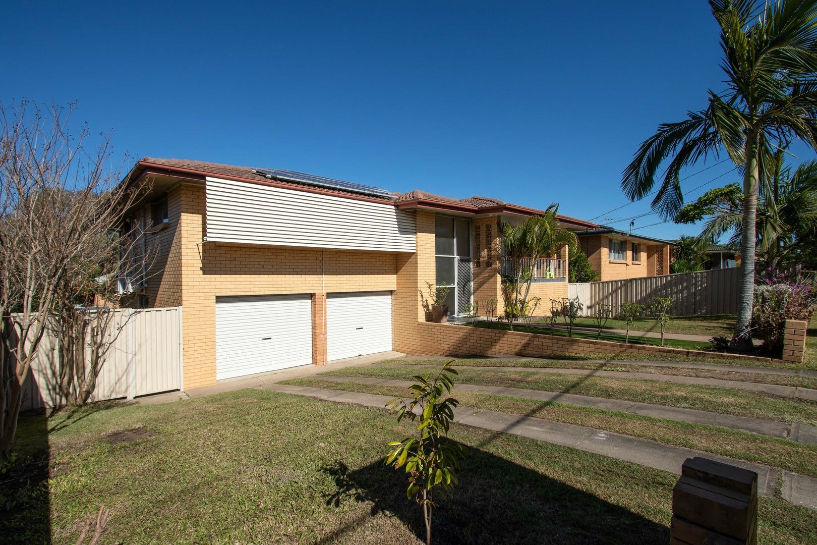 4 bedrooms House in 27 Liatoki St MANSFIELD QLD, 4122