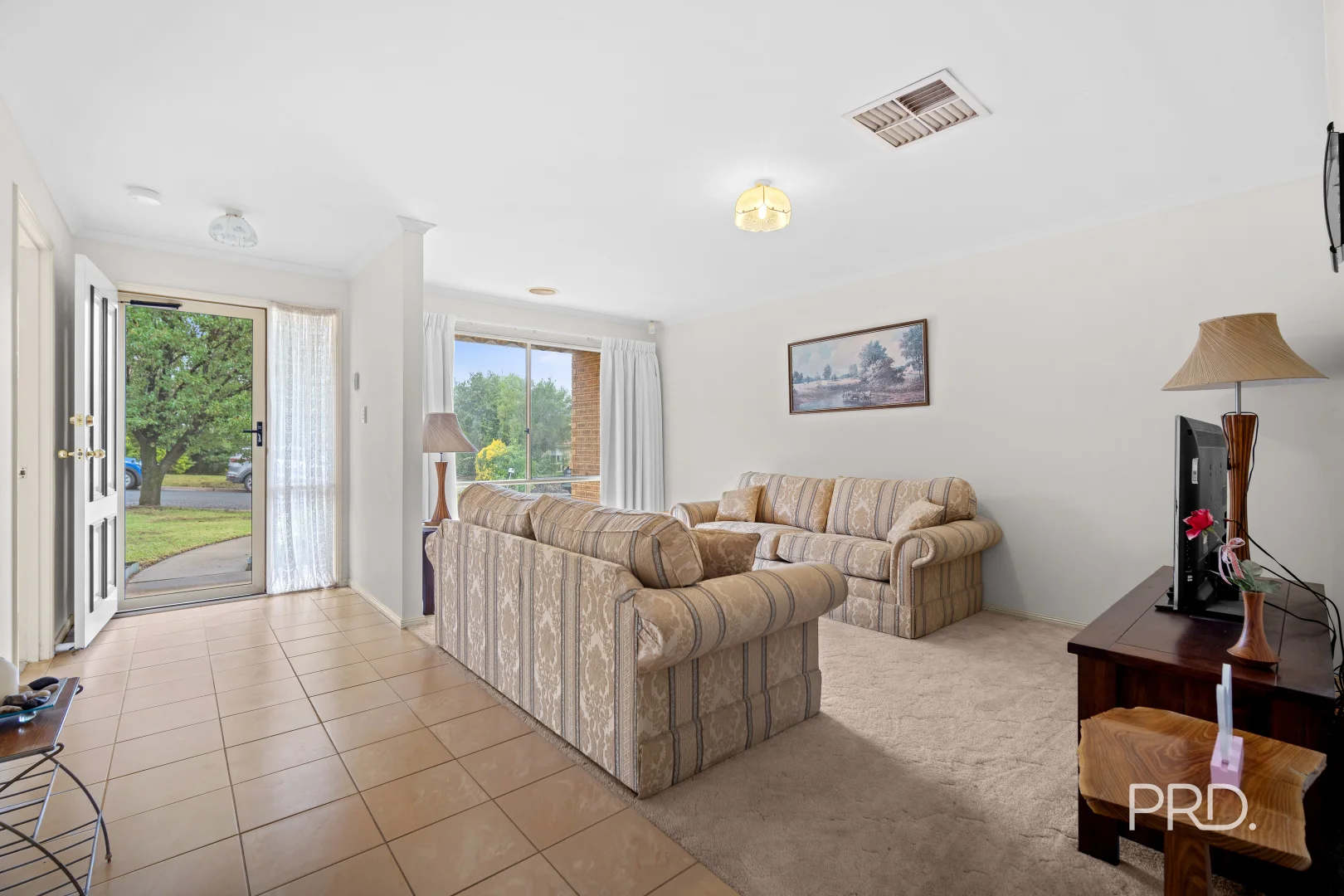 Additional image 4 of 14 Yeomans Place, Kooringal NSW 2650