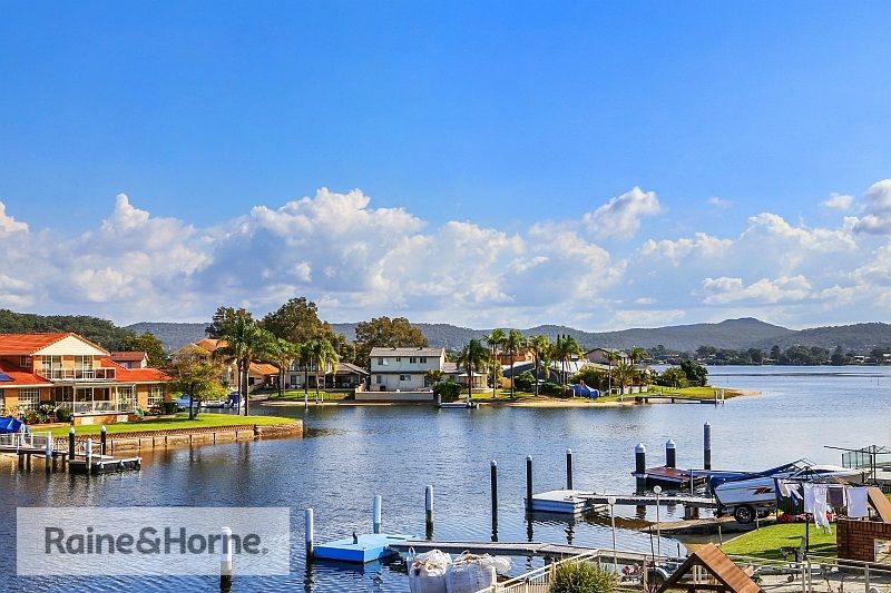 72 Helmsman Boulevard, St Huberts Island NSW 2257, Image 1