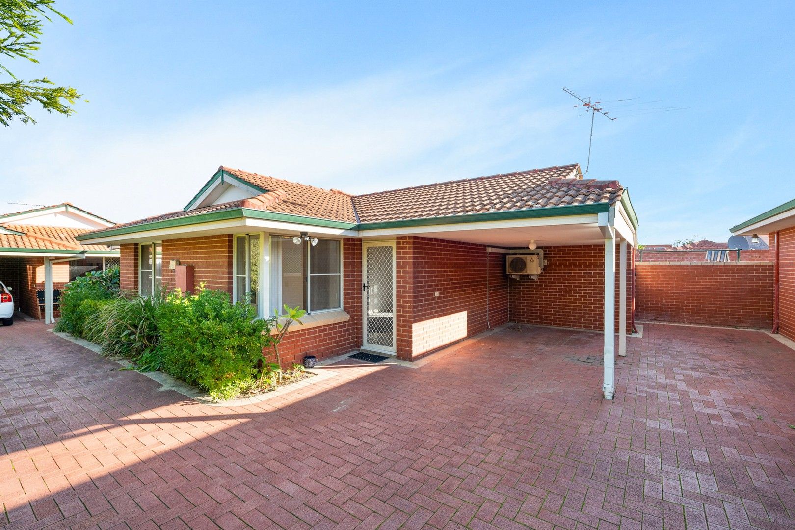 2 bedrooms Villa in 2/23 Albemarle Street SCARBOROUGH WA, 6019