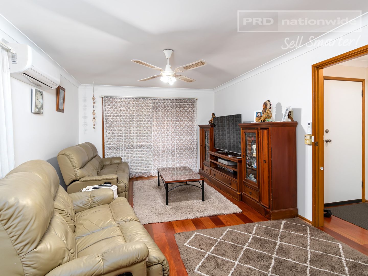 14 Pinaroo Drive, Glenfield Park NSW 2650, Image 1