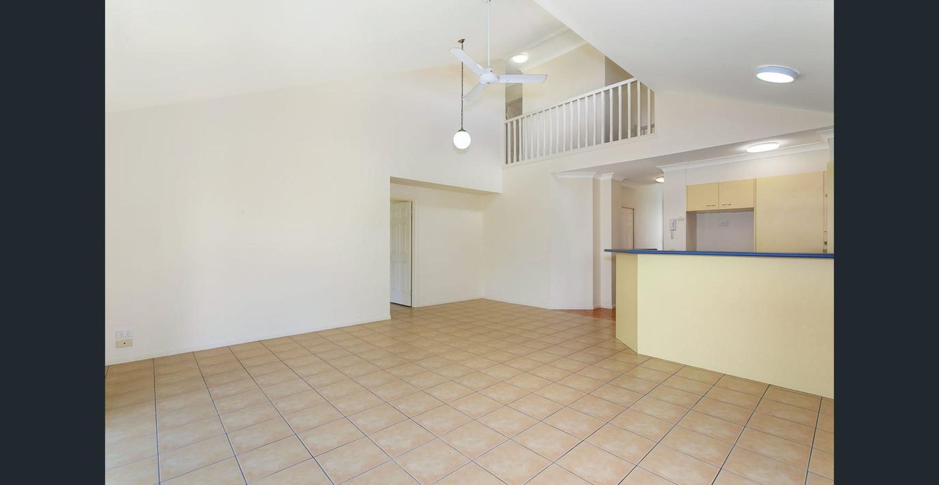 34 Albicore Street, Mermaid Waters QLD 4218 House For Rent 900