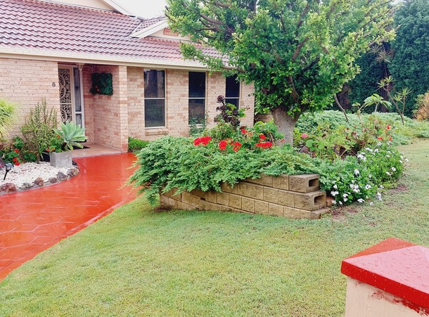 6 Bracken Close, Cameron Park NSW 2285