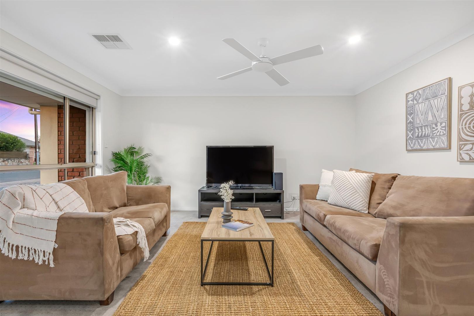 1 Leeds Avenue, Northfield SA 5085 Domain