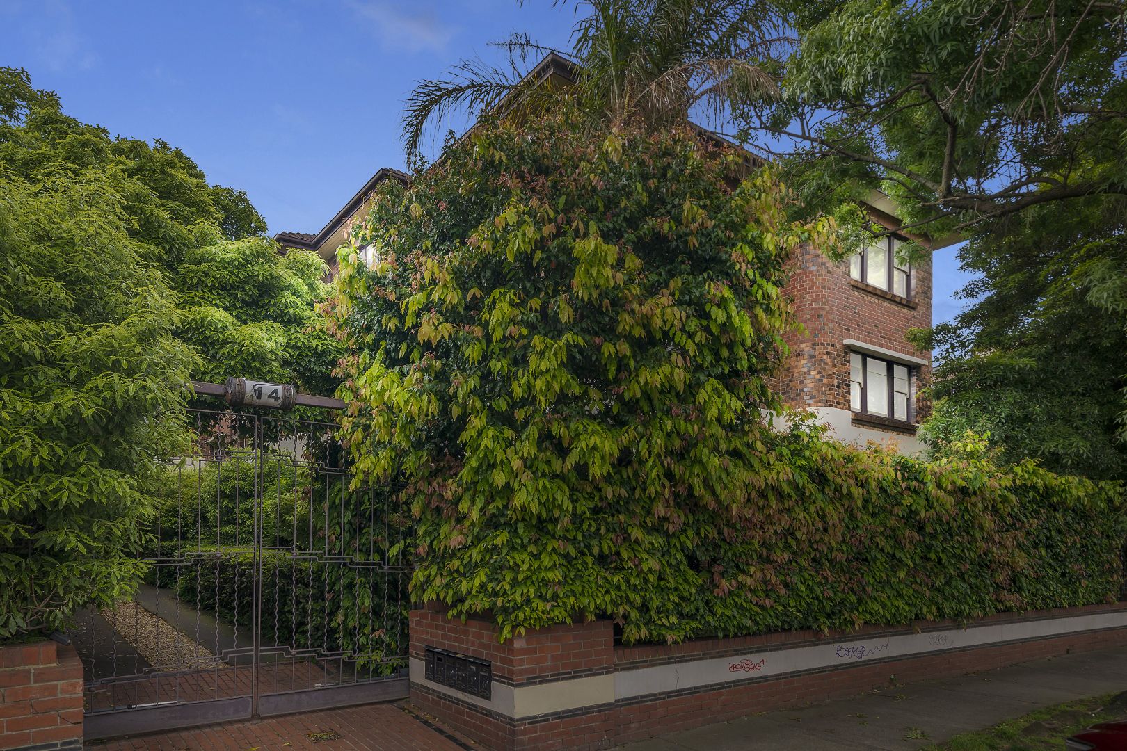 5/14 Robe Street, St Kilda VIC 3182, Image 2