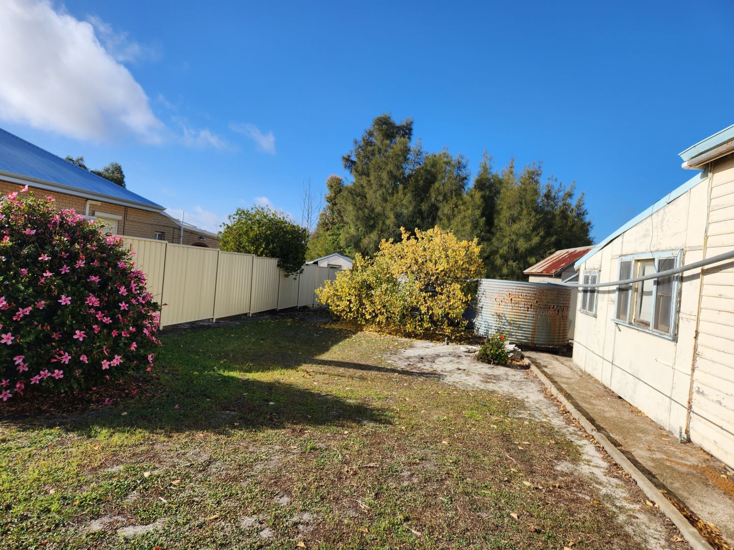 45 Arbour St, Katanning WA 6317, Image 2