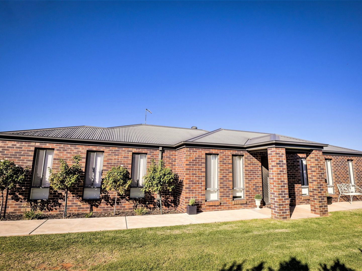 2 bedrooms Apartment / Unit / Flat in 1/37A Pye Street SWAN HILL VIC, 3585