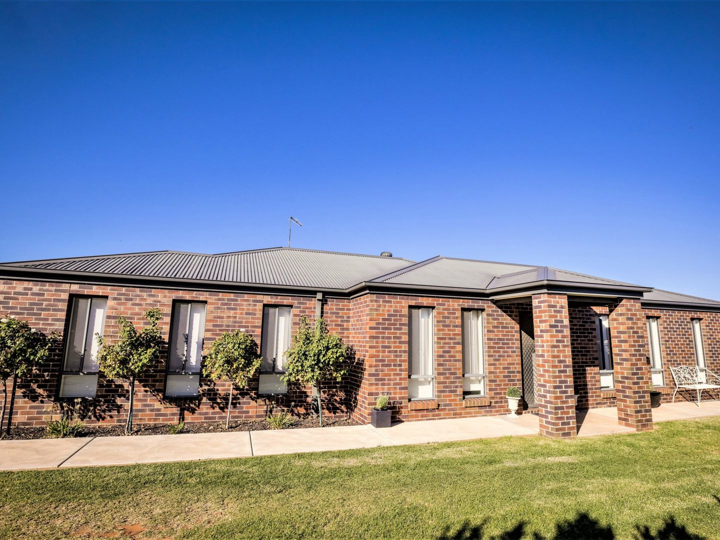 2 bedrooms Apartment / Unit / Flat in 1/37A Pye Street SWAN HILL VIC, 3585