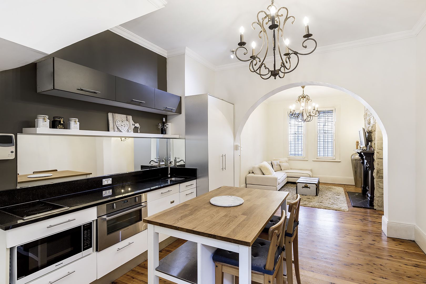 1 bedrooms Duplex in 63A Surrey Street DARLINGHURST NSW, 2010