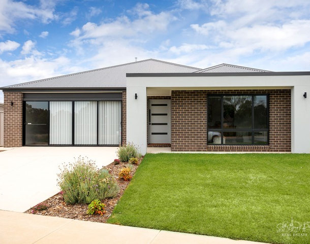 27 Freeman Crescent, Baranduda VIC 3691