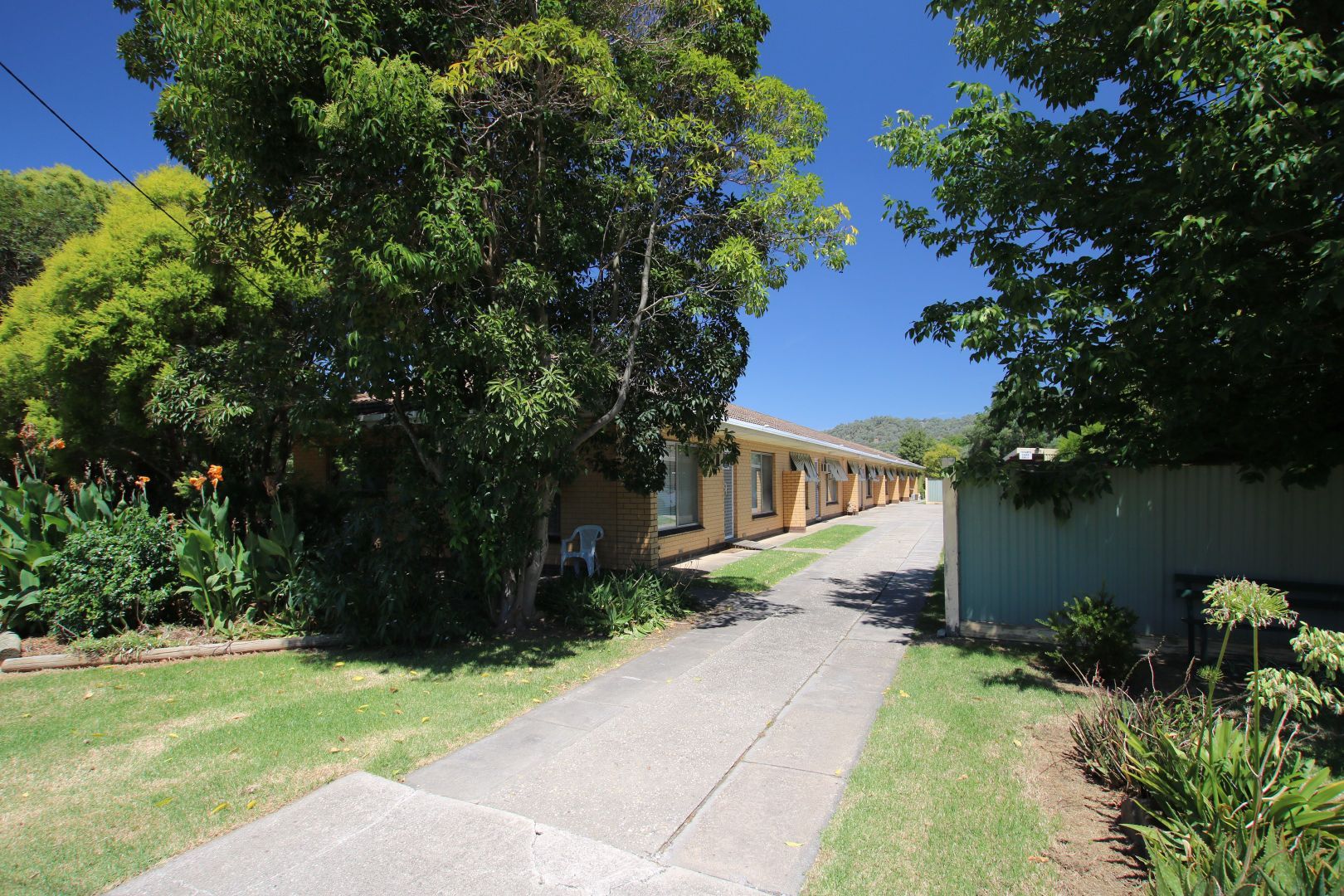 2 bedrooms Apartment / Unit / Flat in 2/229 Alexandra Street EAST ALBURY NSW, 2640