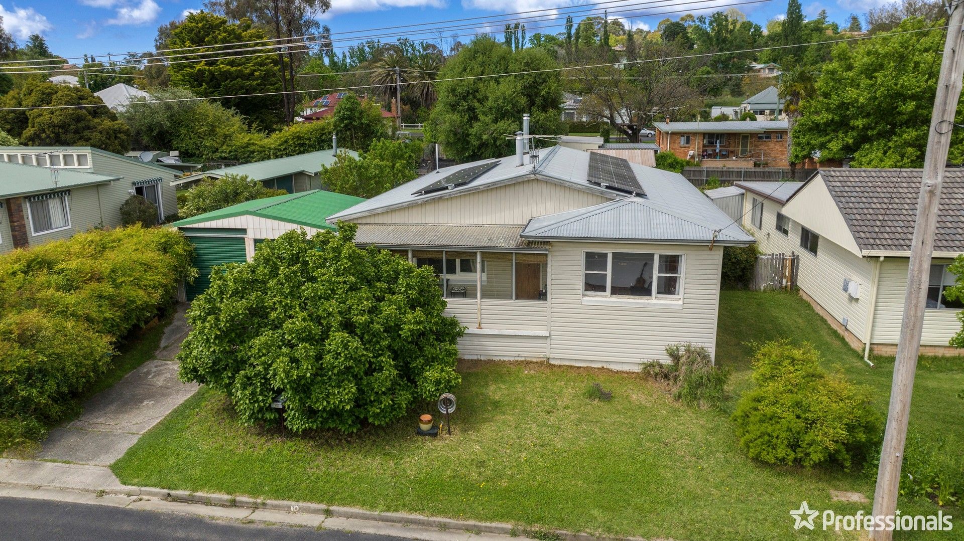 10 Belle Avenue, Armidale NSW 2350, Image 0