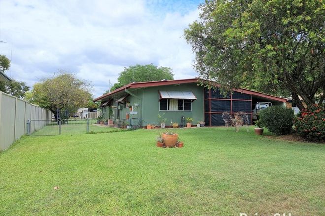 Picture of 35 Beresford Crescent, DYSART QLD 4745