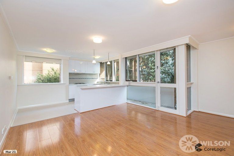 2 bedrooms Apartment / Unit / Flat in 20/43 Park Street ST KILDA WEST VIC, 3182