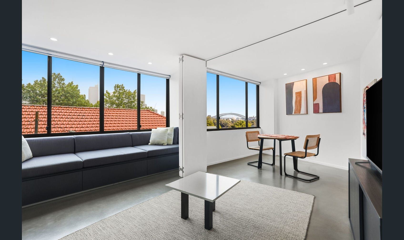 2 bedrooms Apartment / Unit / Flat in 11/3-5 St Neot Avenue POTTS POINT NSW, 2011