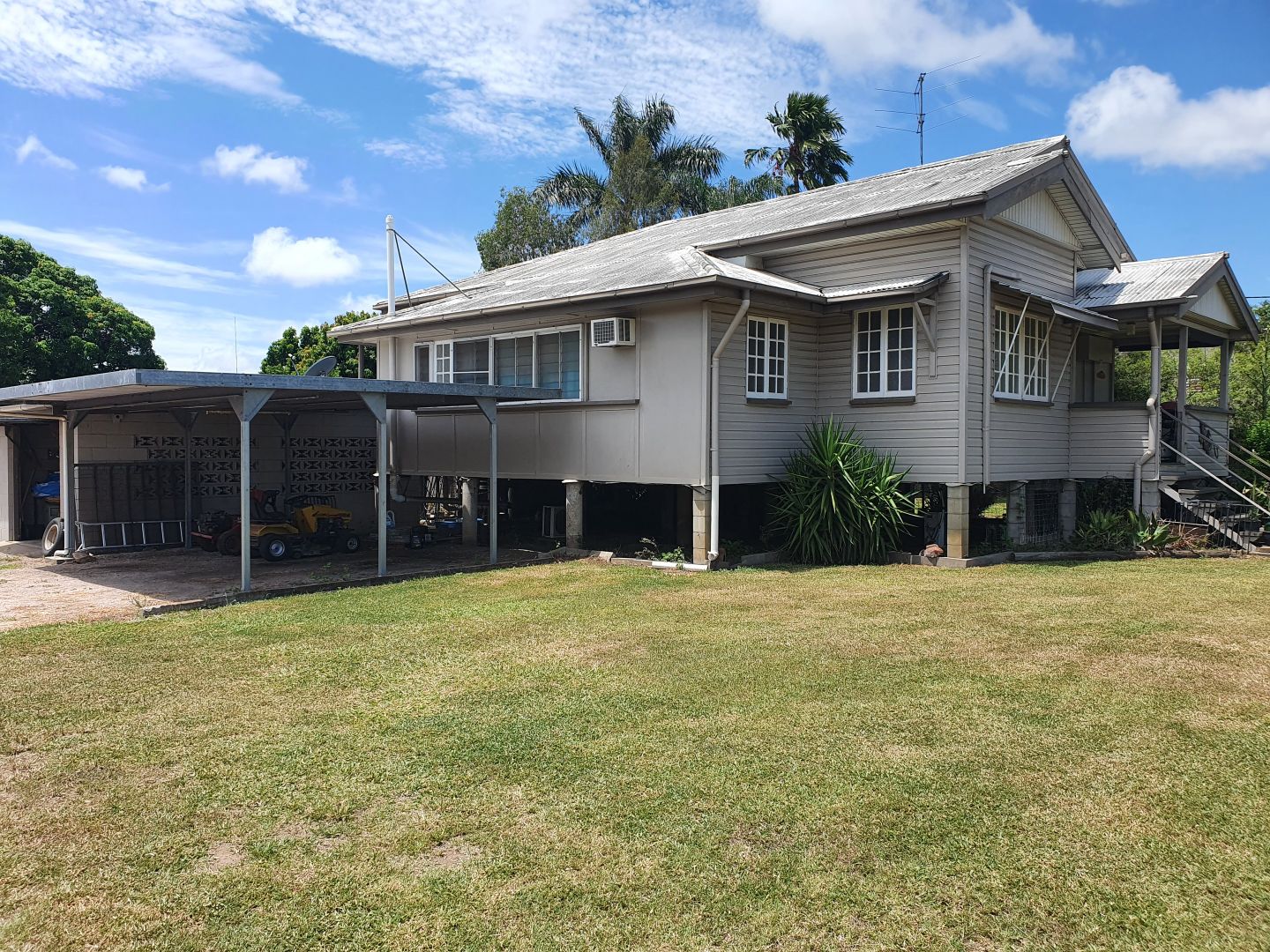 47 Seventh Avenue, Home Hill QLD 4806, Image 2