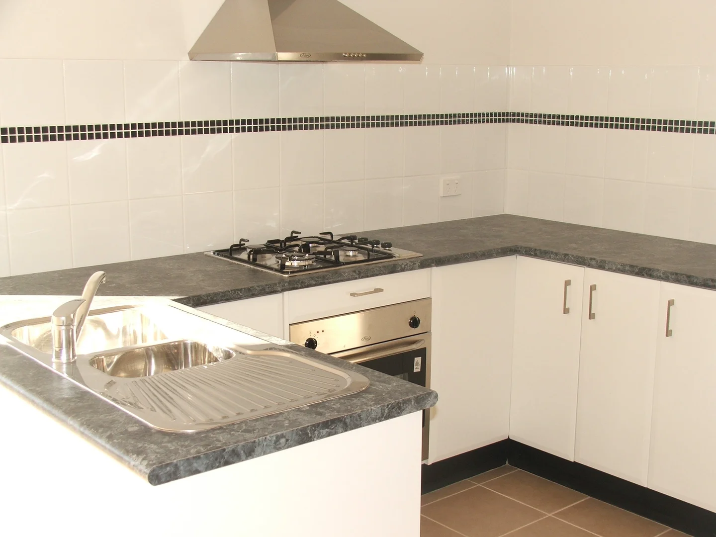 Additional image 2 of 1/36 Sanglen Tce, Belmont VIC 3216