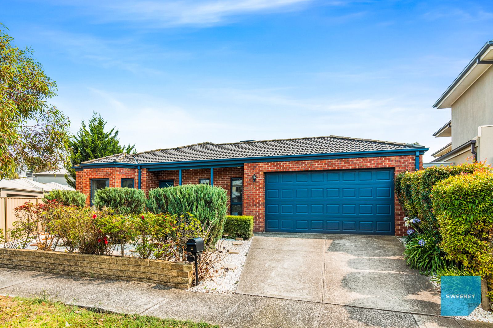 3 Appletree Grove, Burnside Heights VIC 3023, Image 2