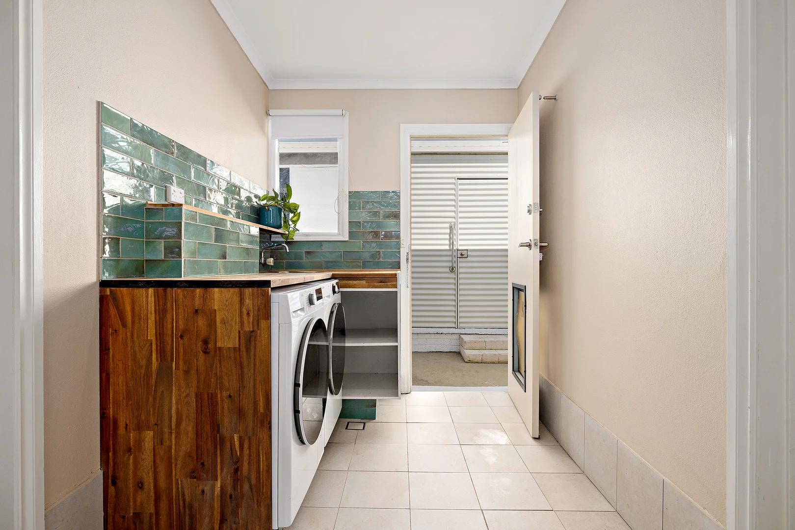 Additional image 11 of 1/23 Mckeahnie Street, Crestwood NSW 2620