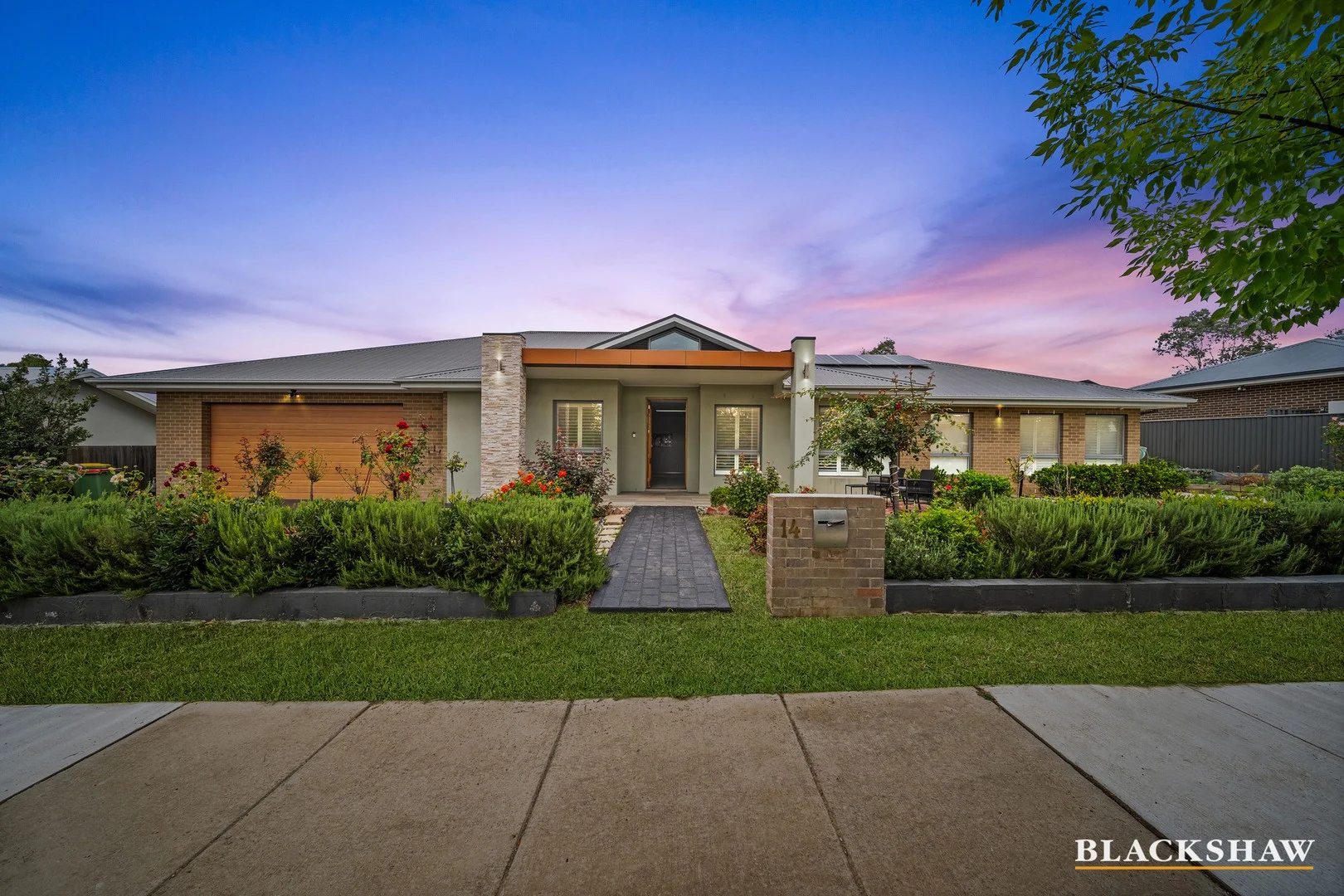14 Bailey Crescent, Googong NSW 2620