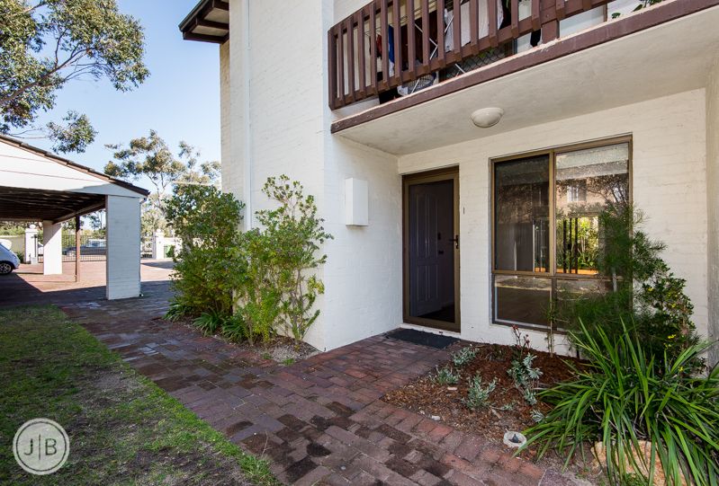 2 bedrooms Apartment / Unit / Flat in 1/194 Railway Parade WEST LEEDERVILLE WA, 6007