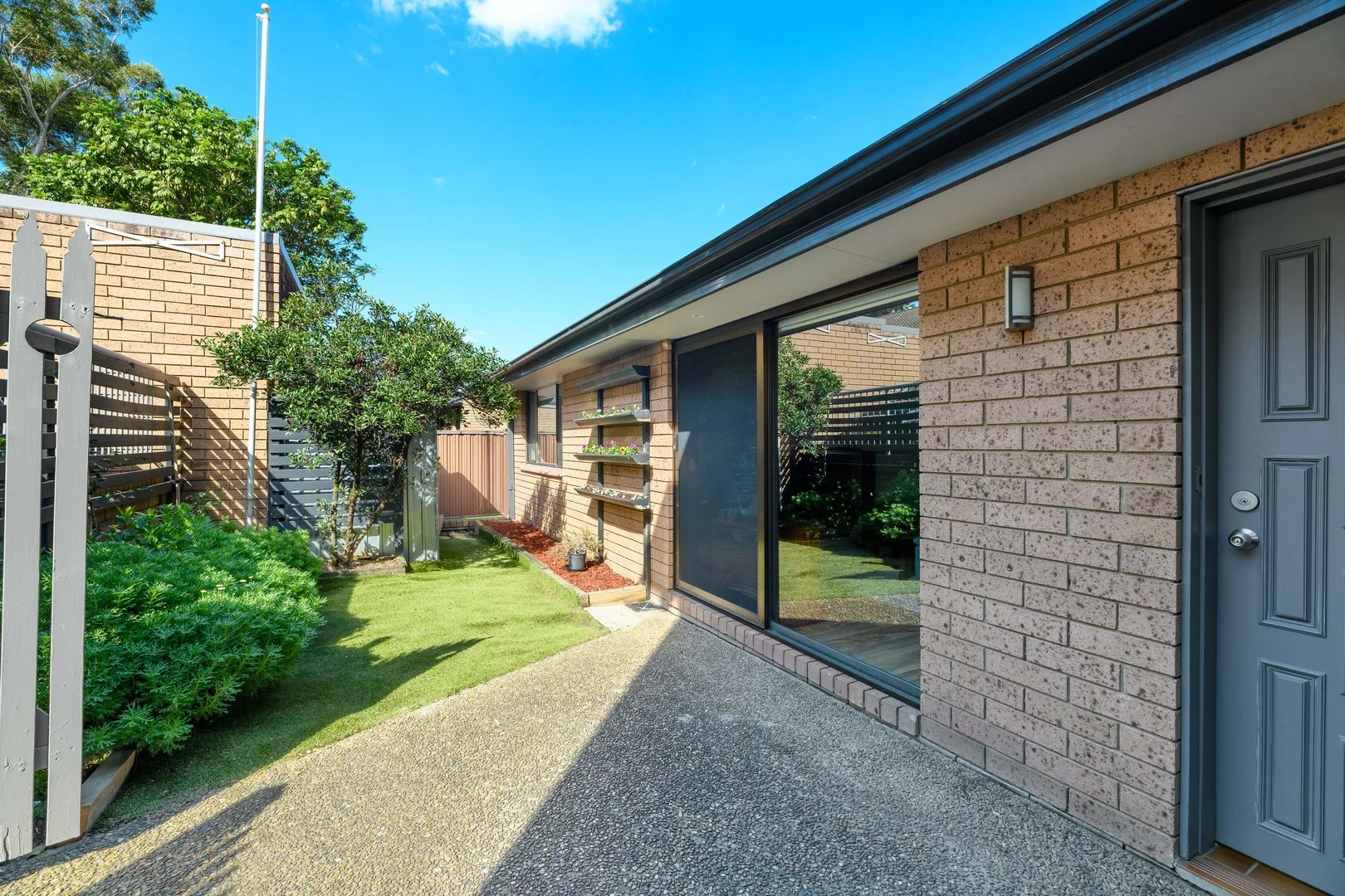 Primary image of 33/24 Toronto Parade, Sutherland NSW 2232