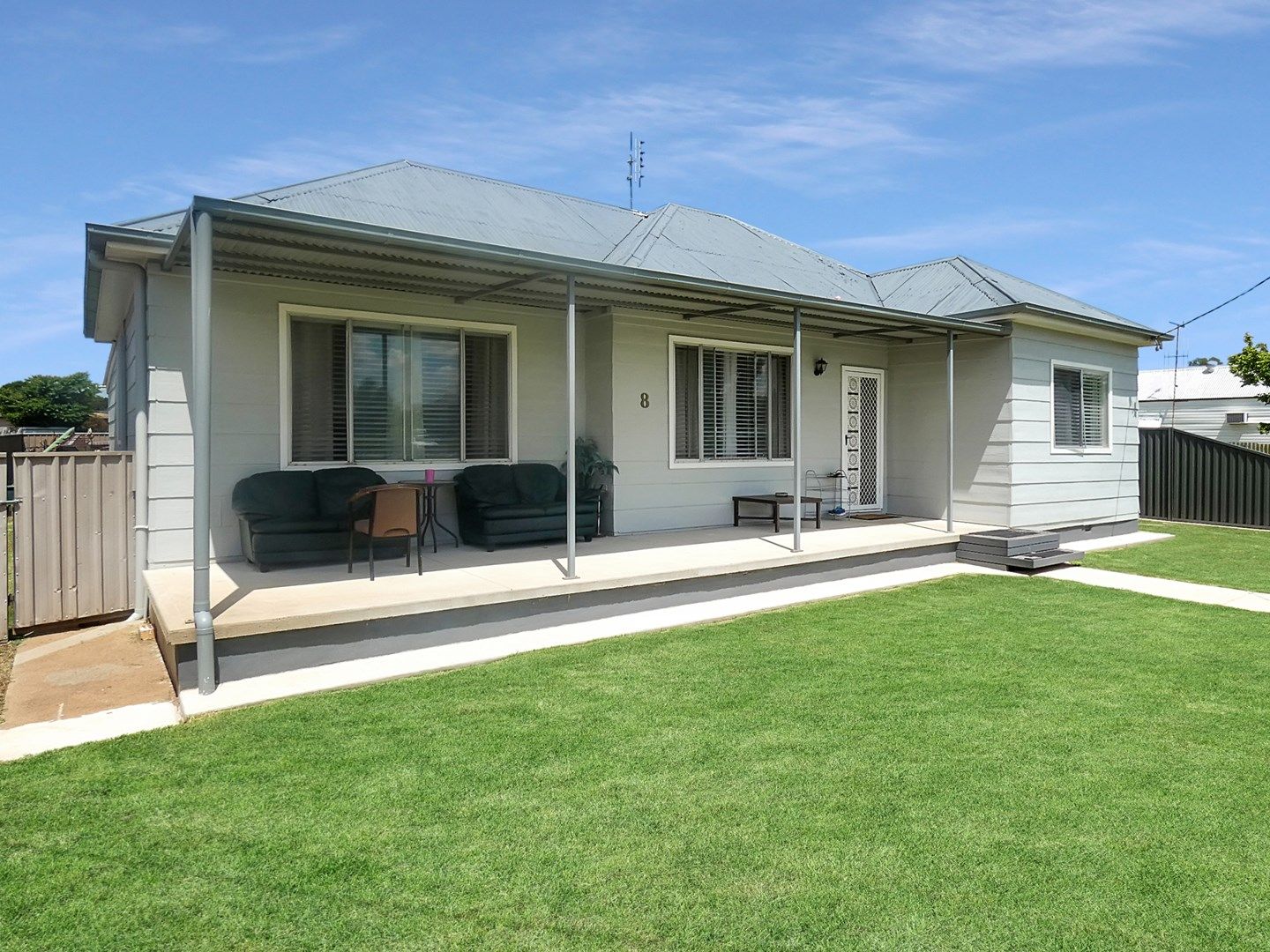 8 Dry Street, Boorowa NSW 2586, Image 0