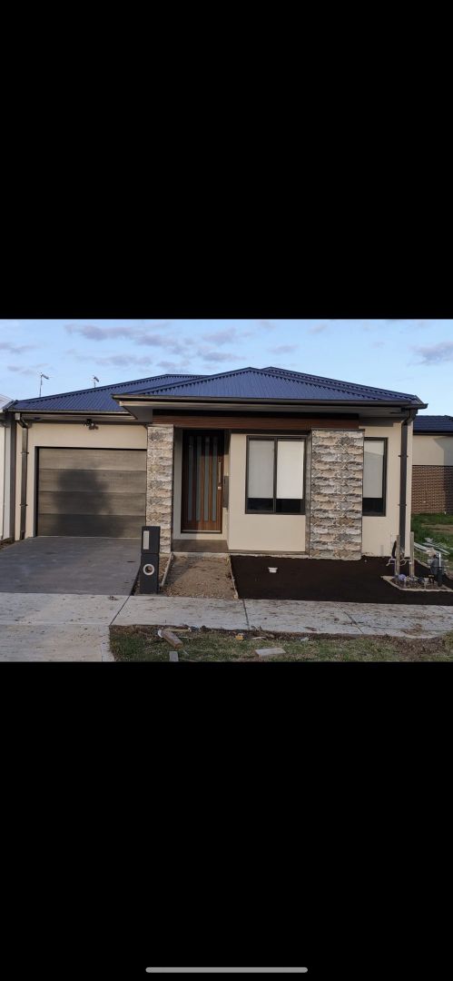 45 Aphrodite Drive, Truganina VIC 3029