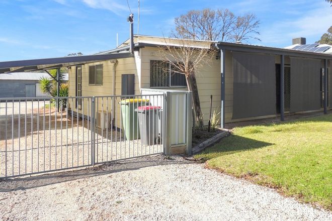 Picture of 122 Stradbroke Avenue, NYAH VIC 3594