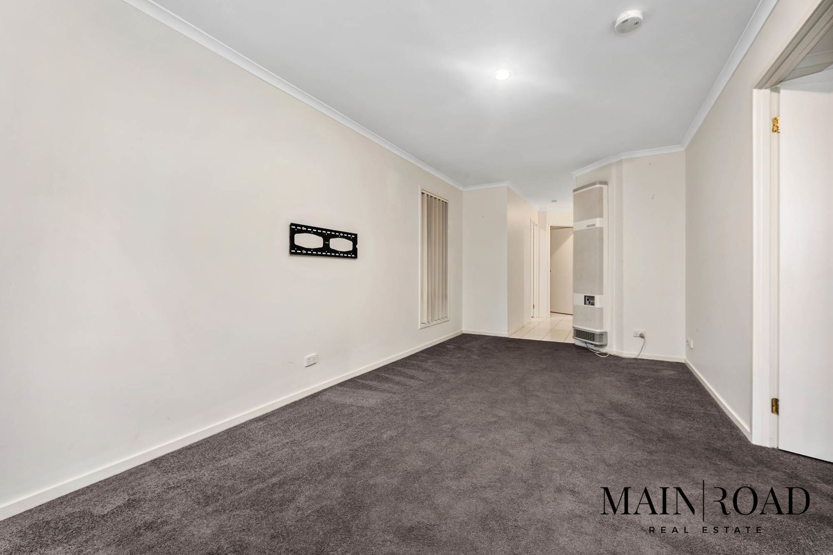 73 Fydler Avenue, Burnside VIC 3023, Image 2