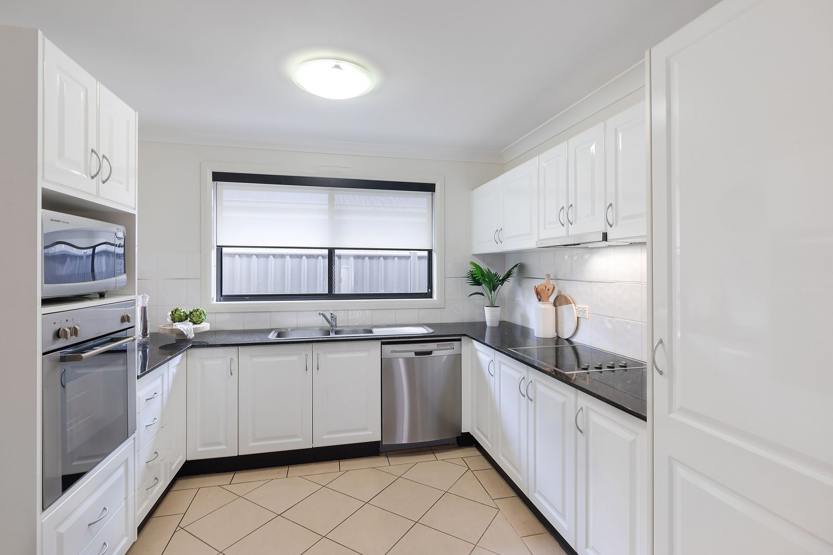 2/74 Beach Street, Ettalong Beach NSW 2257, Image 2