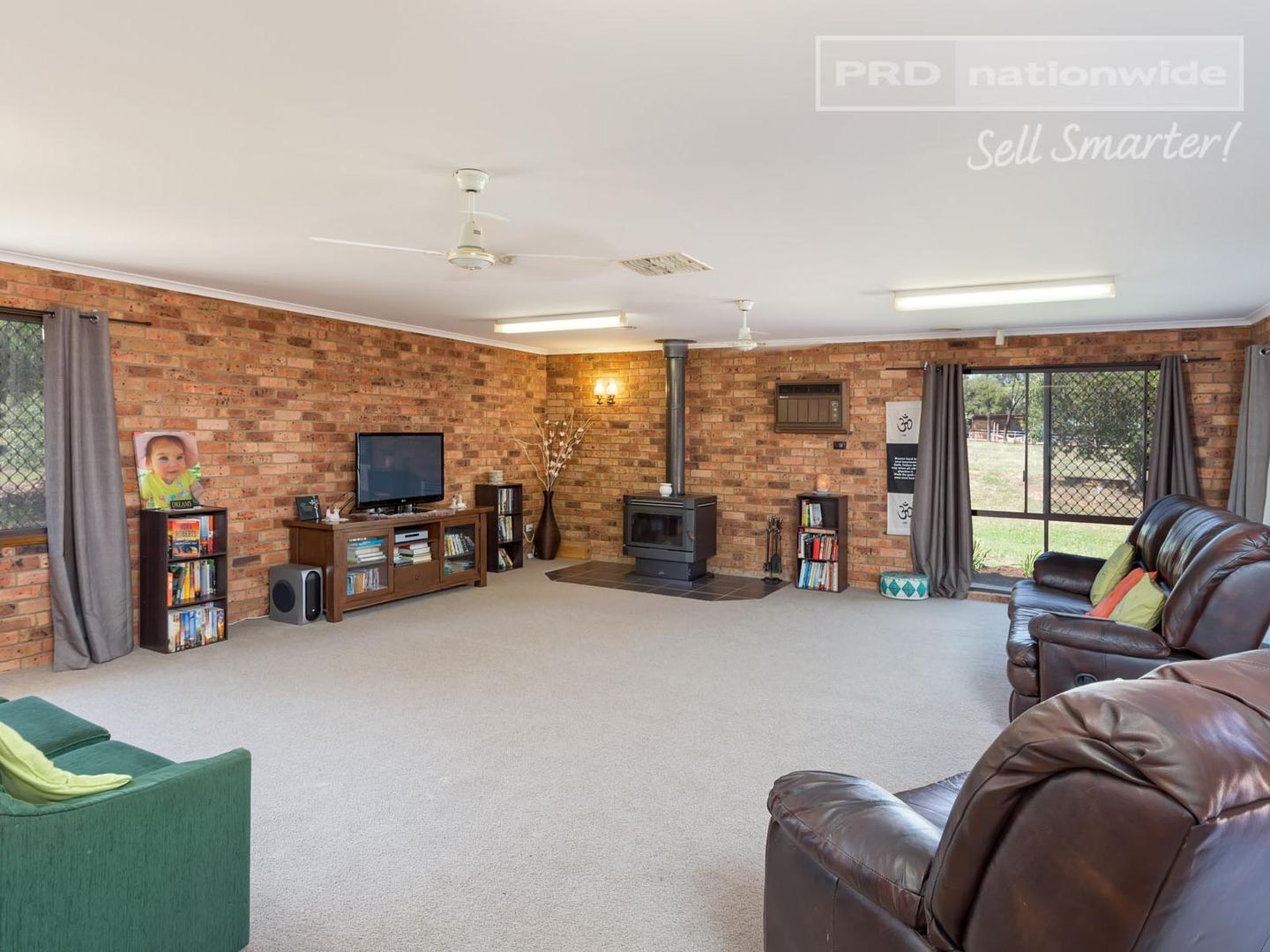 6 Gregadoo Road, Lake Albert NSW 2650, Image 1