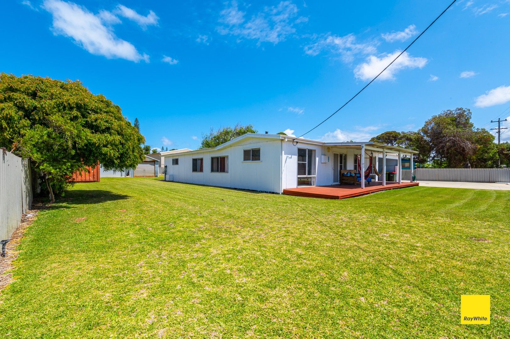 4 bedrooms House in 52 Cockram Street LANCELIN WA, 6044