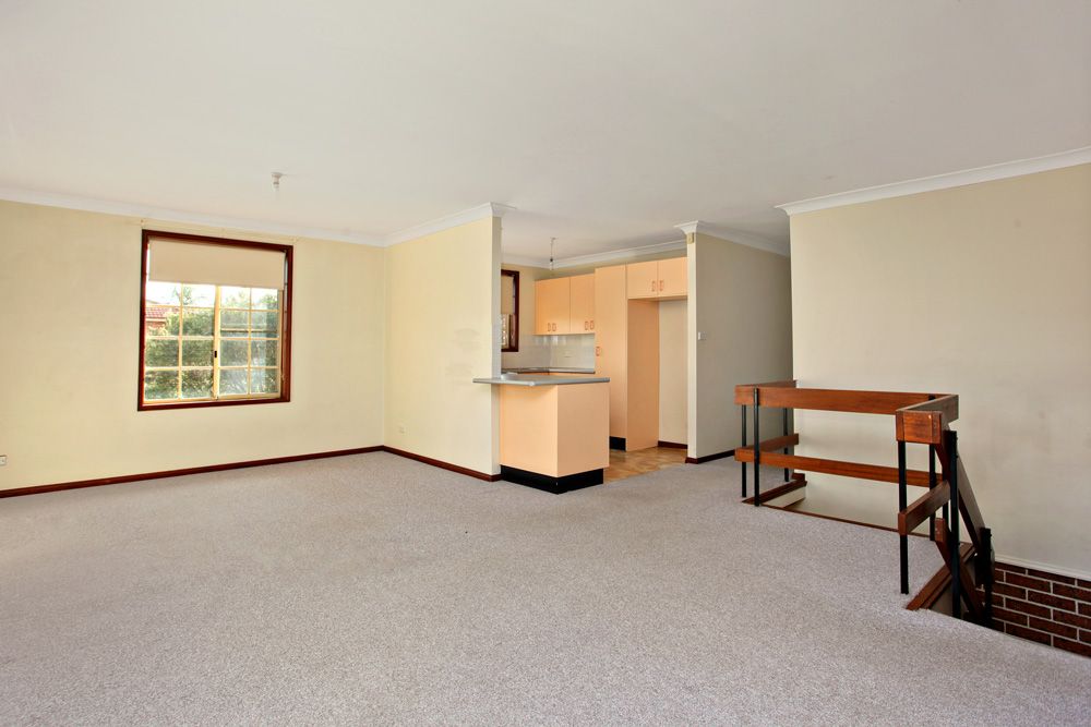 8 Erringhi Place, Mcgraths Hill NSW 2756, Image 1