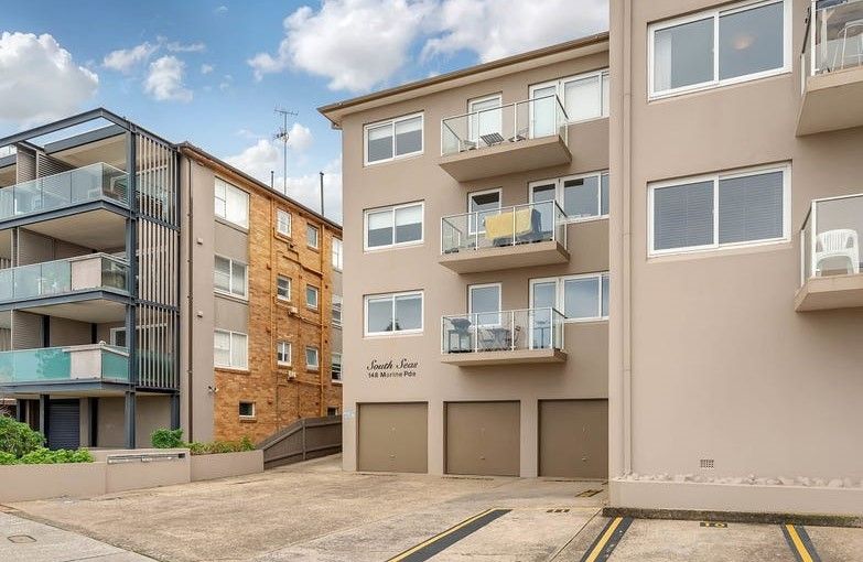 2 bedrooms Apartment / Unit / Flat in 11/148 Marine Parade MAROUBRA NSW, 2035
