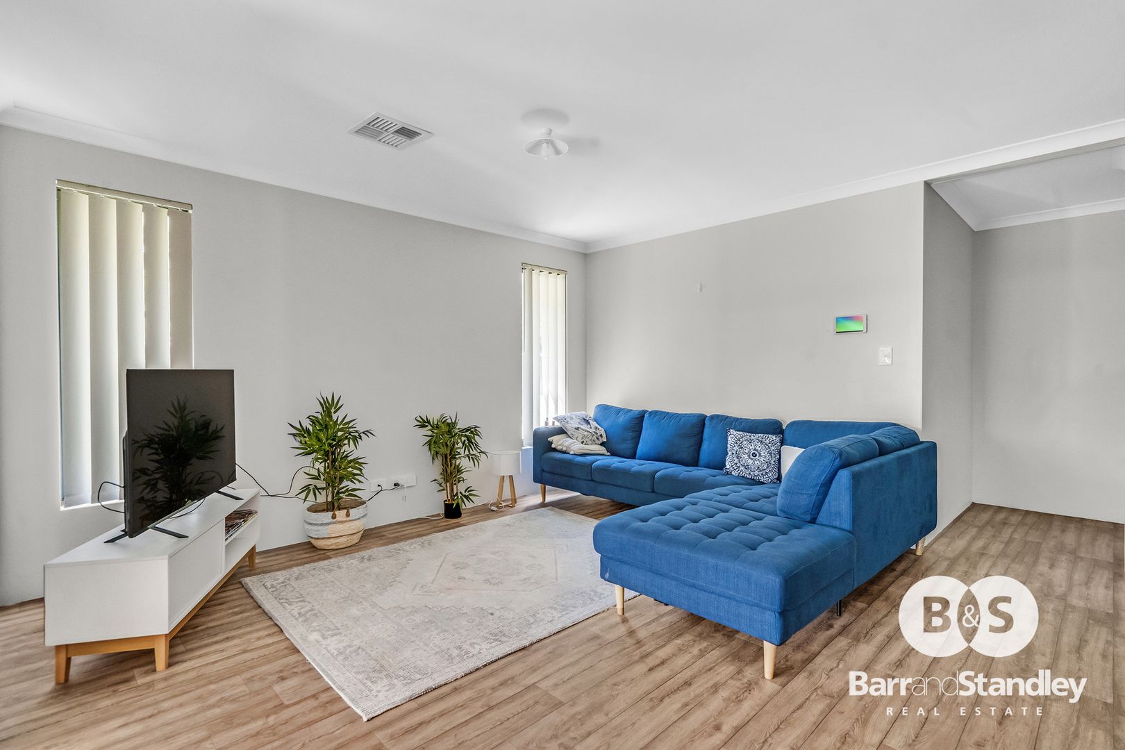 13 Sirius Street, Dalyellup WA 6230, Image 2