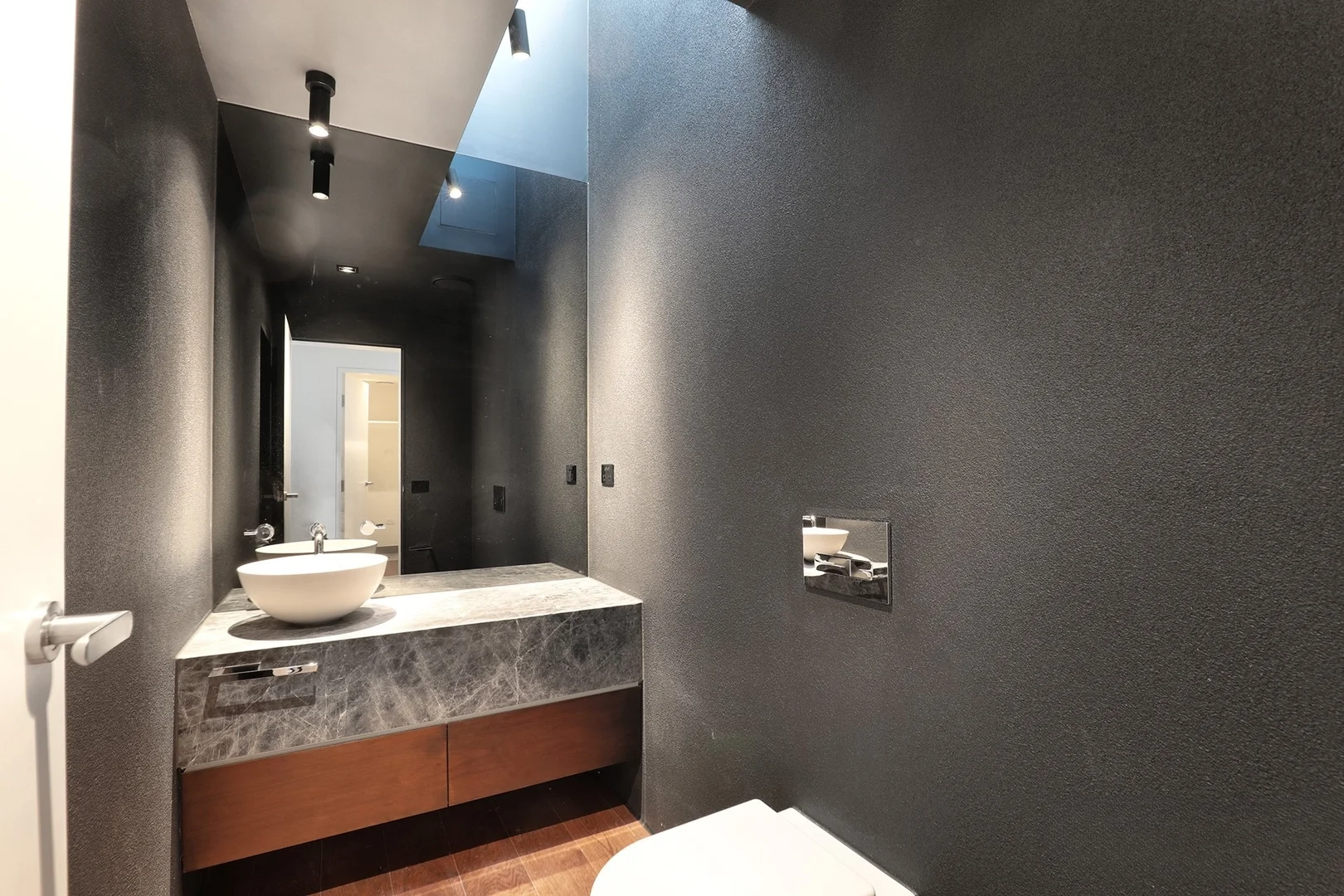 Additional image 8 of 2/11 Mowbray Street, Hawthorn East VIC 3123