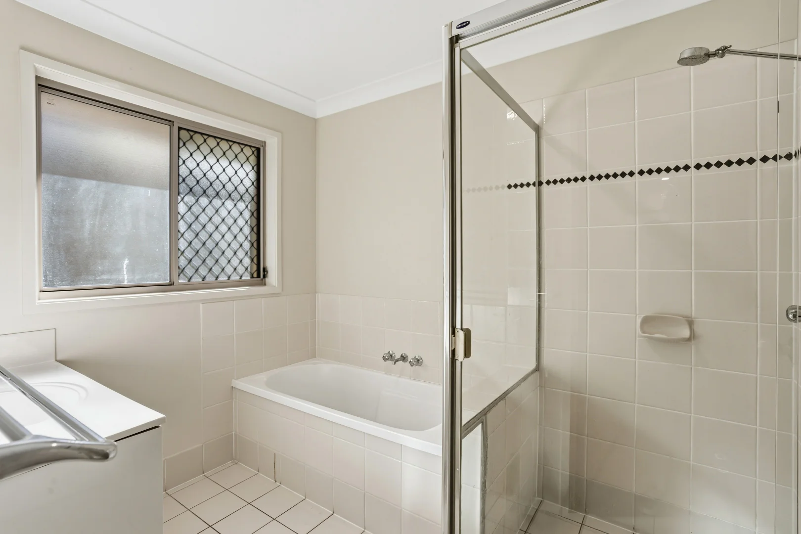 Additional image 12 of 28 Witheren Circuit, Pacific Pines QLD 4211