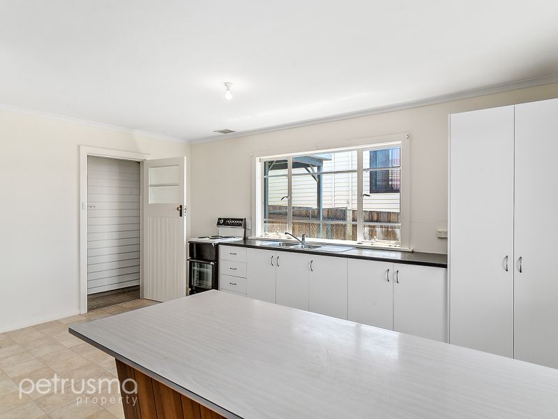 8 Renfrew Circle, Goodwood TAS 7010, Image 1