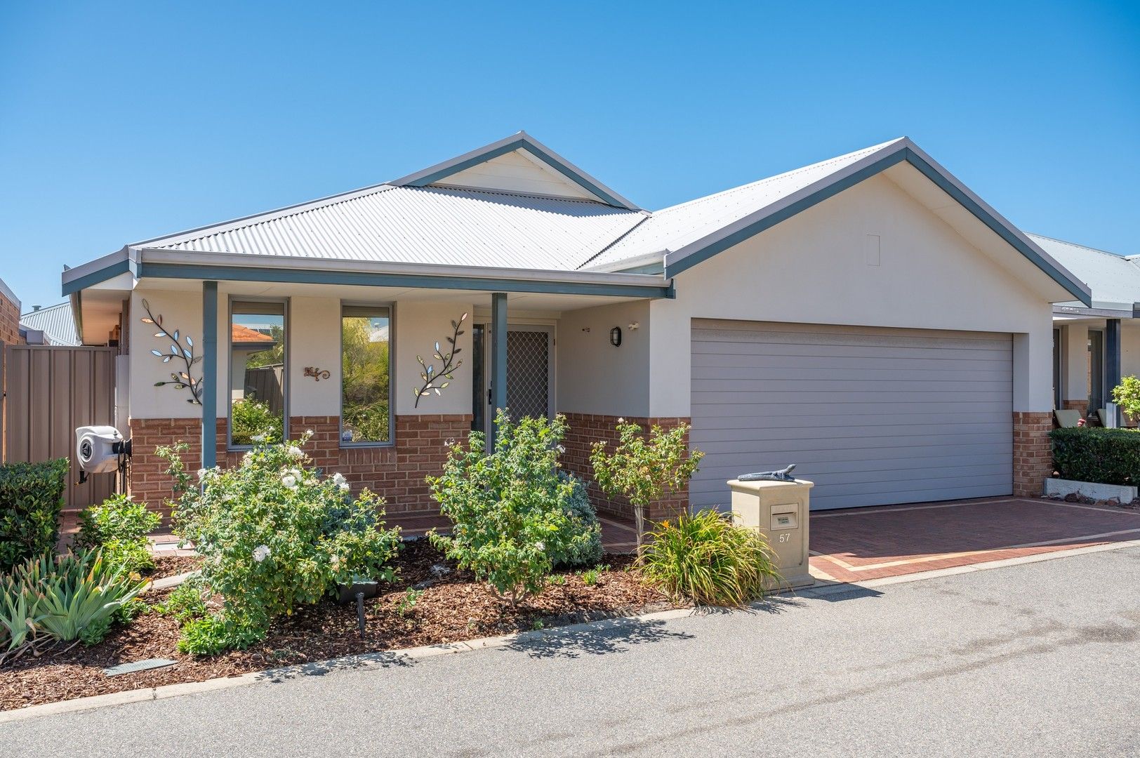 57/52 Bellambi Chase, Lakelands WA 6180, Image 0