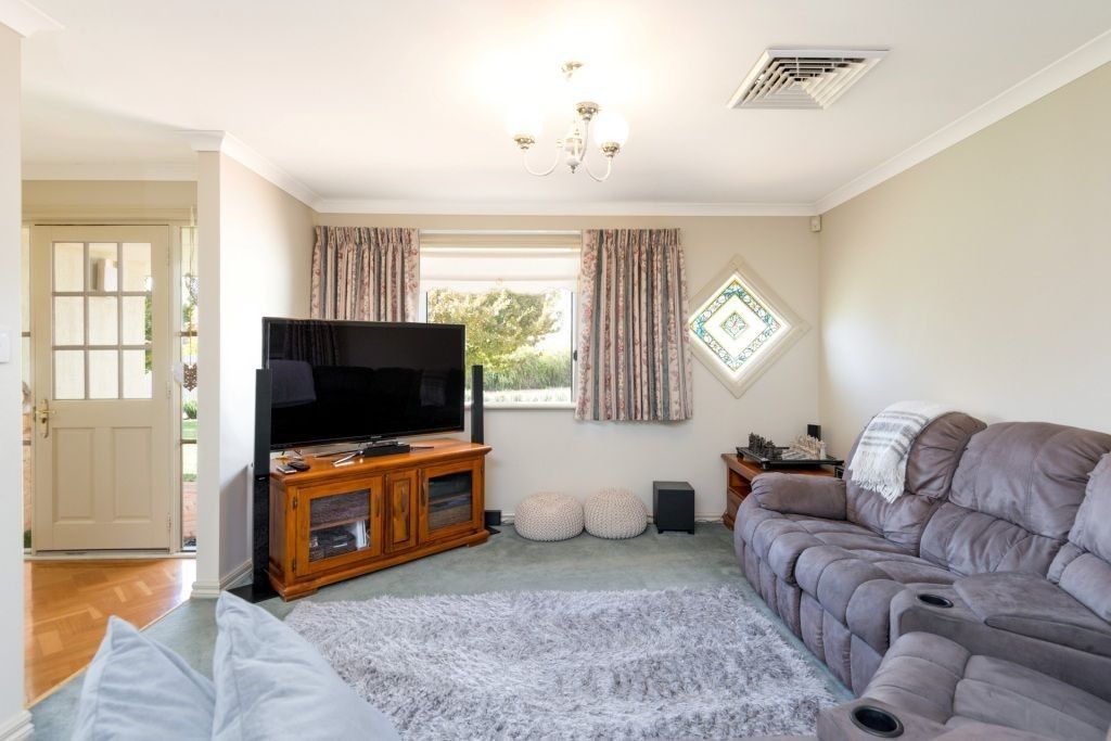 27 Osmetti Drive Somerville, Kalgoorlie WA 6430, Image 2