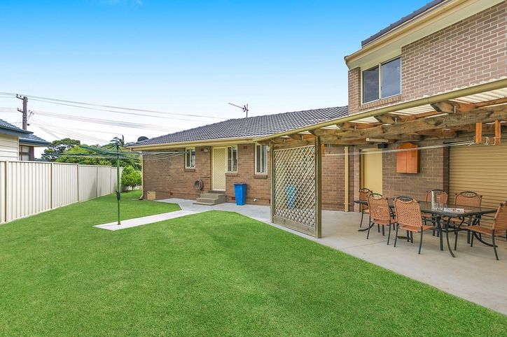 88 The Kingsway, BARRACK HEIGHTS NSW 2528, Image 2